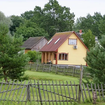 Holiday home Puhkemaja Treimani